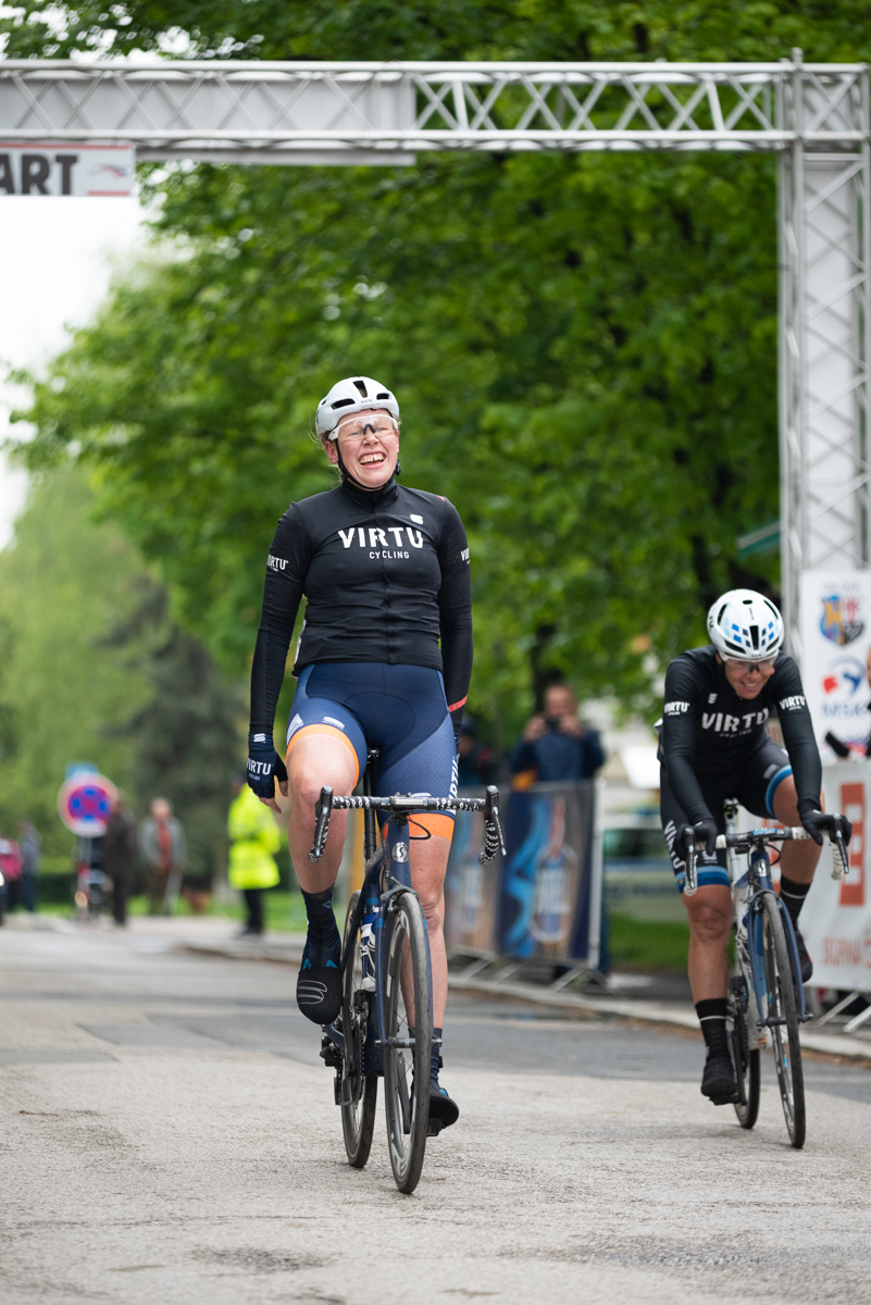 The winners, Team Virtu Cycling Women