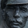 Detail bronzových vrat na Vítkově