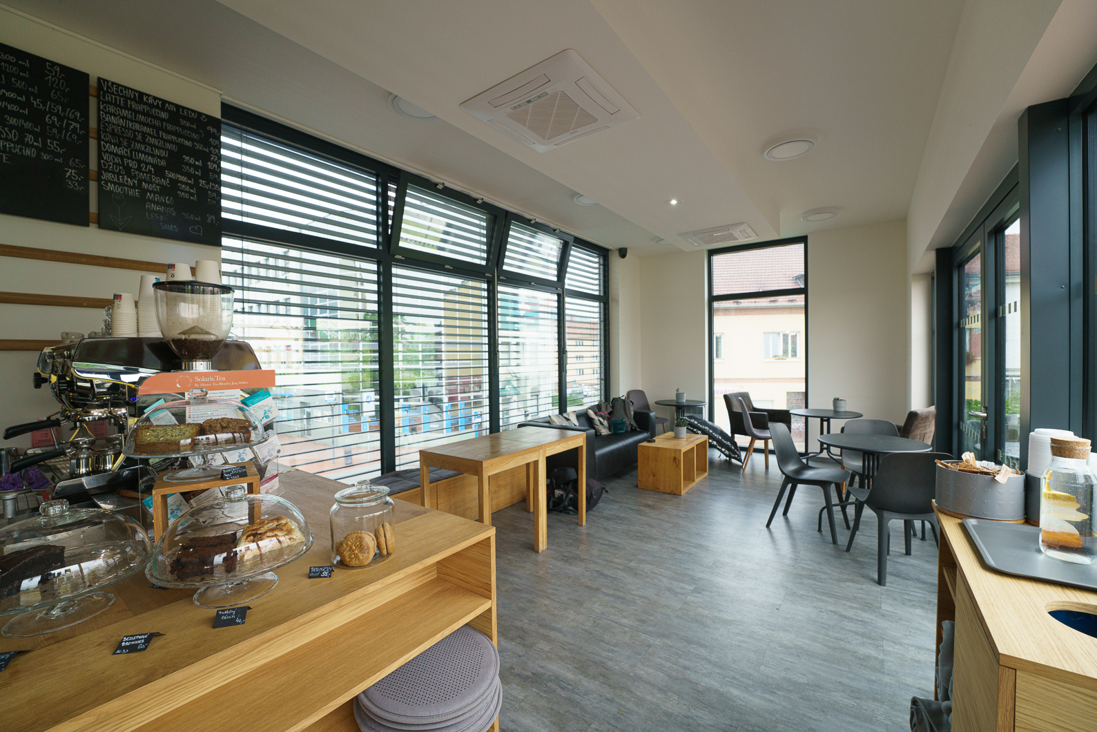 Co Co Coffee, Blansko